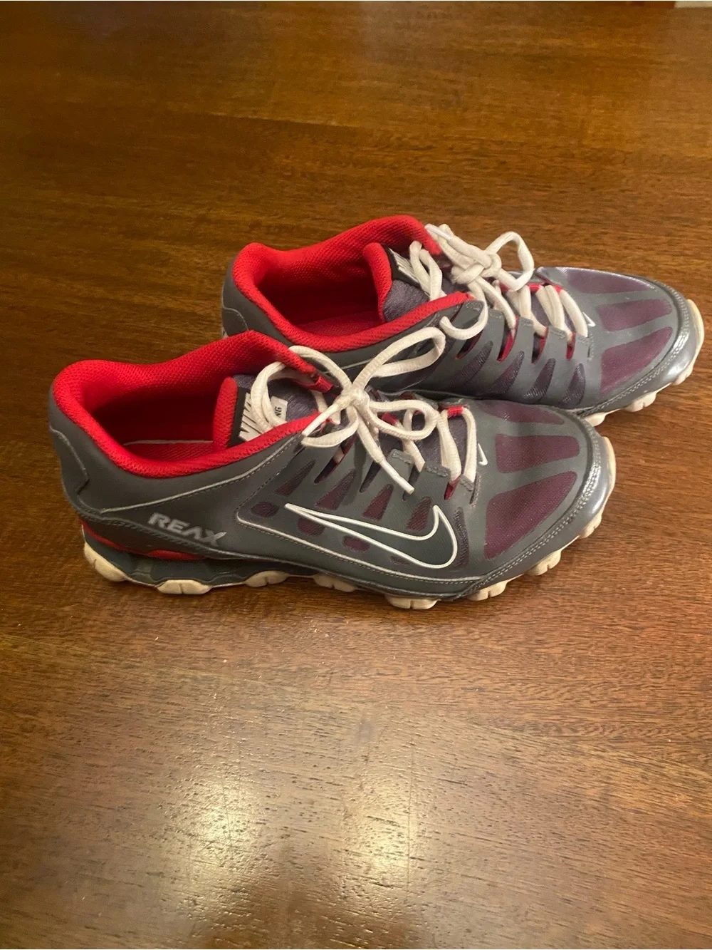 Nike Reax men’s size 8 Gray and red Athletic Sneakers with White Laces